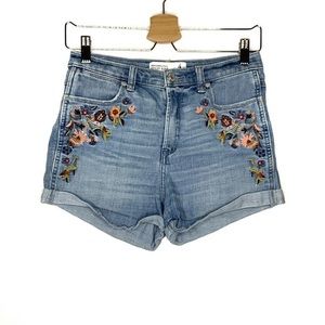 Abercrombie And Fitch High Rise embroidered short